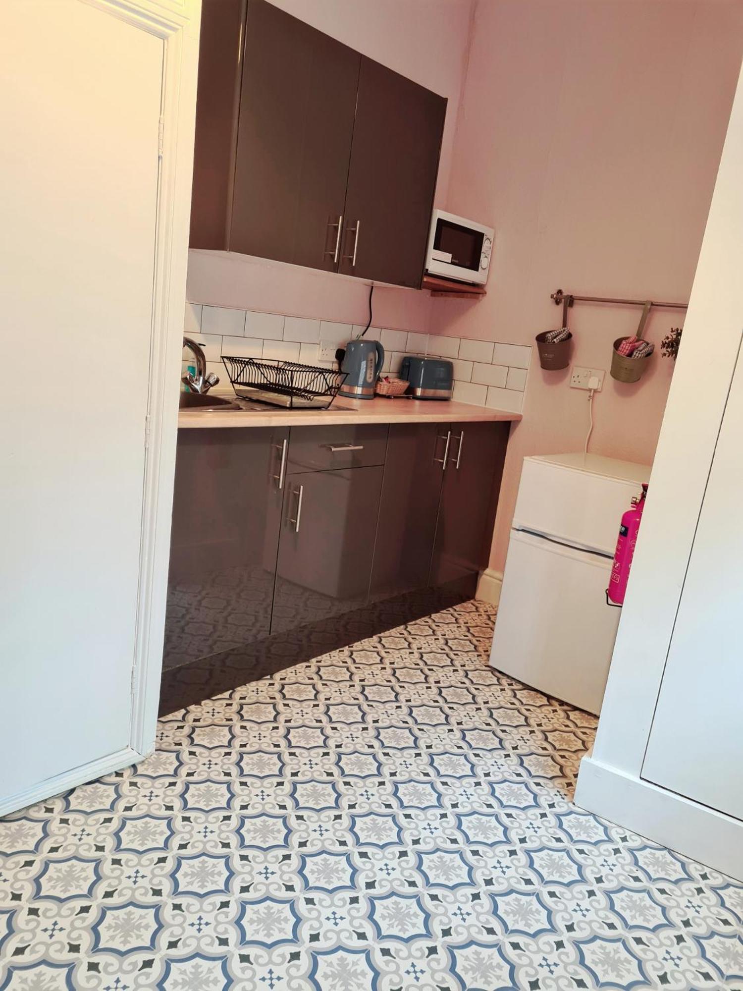 Pier View Studio Apartment カウズ エクステリア 写真